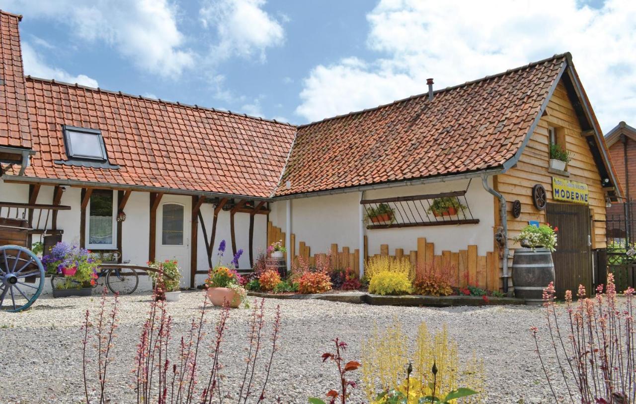 Gorgeous Home In Senlecques With Kitchen Εξωτερικό φωτογραφία
