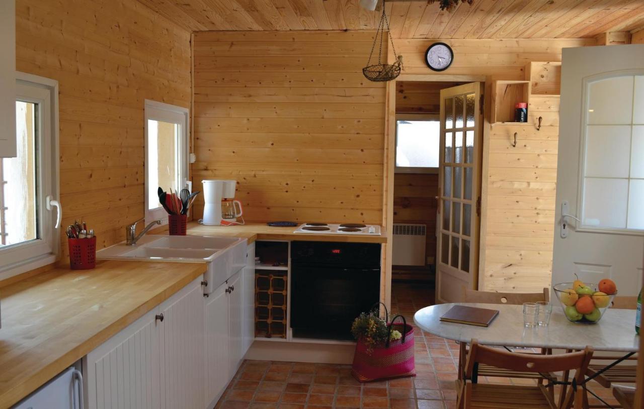 Gorgeous Home In Senlecques With Kitchen Εξωτερικό φωτογραφία